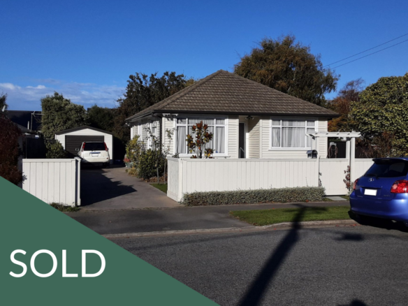 36 Allard Street, Edgeware