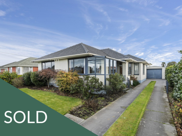  31 Vardon Crescent, Shirley