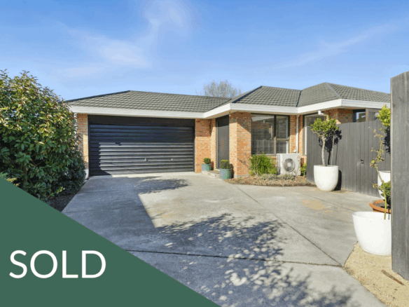 2/256 Innes Road, Saint Albans
