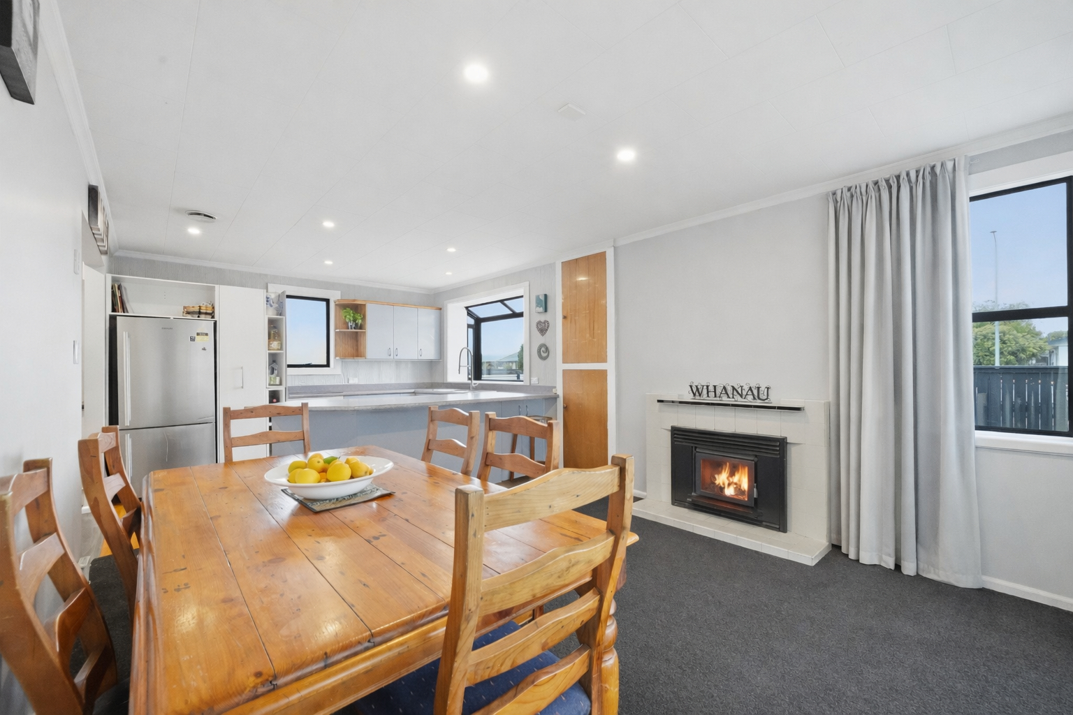 Dining 106 Effingham Street, North New Brighton