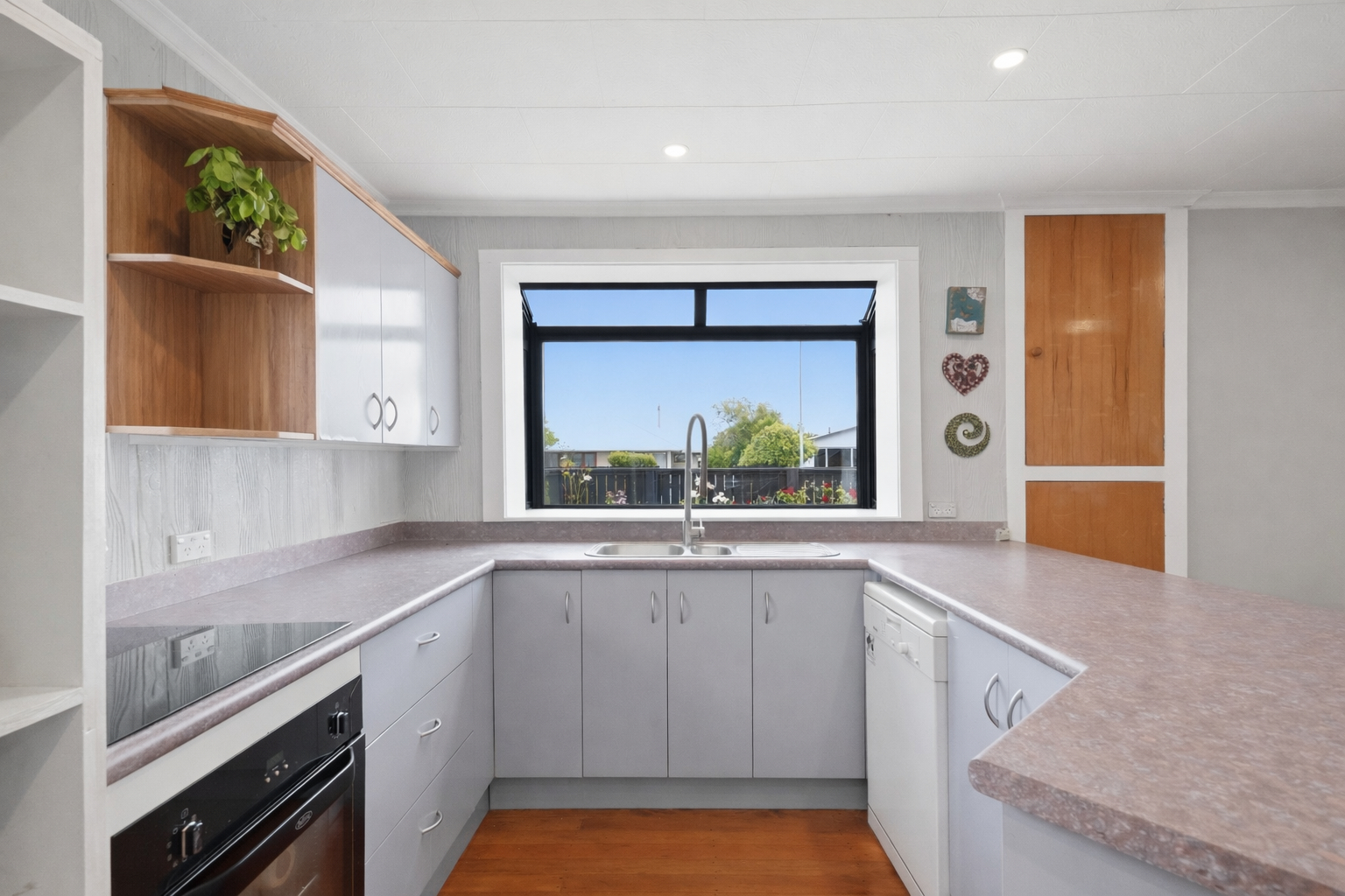 Kitchen 106 Effingham Street, North New Brighton