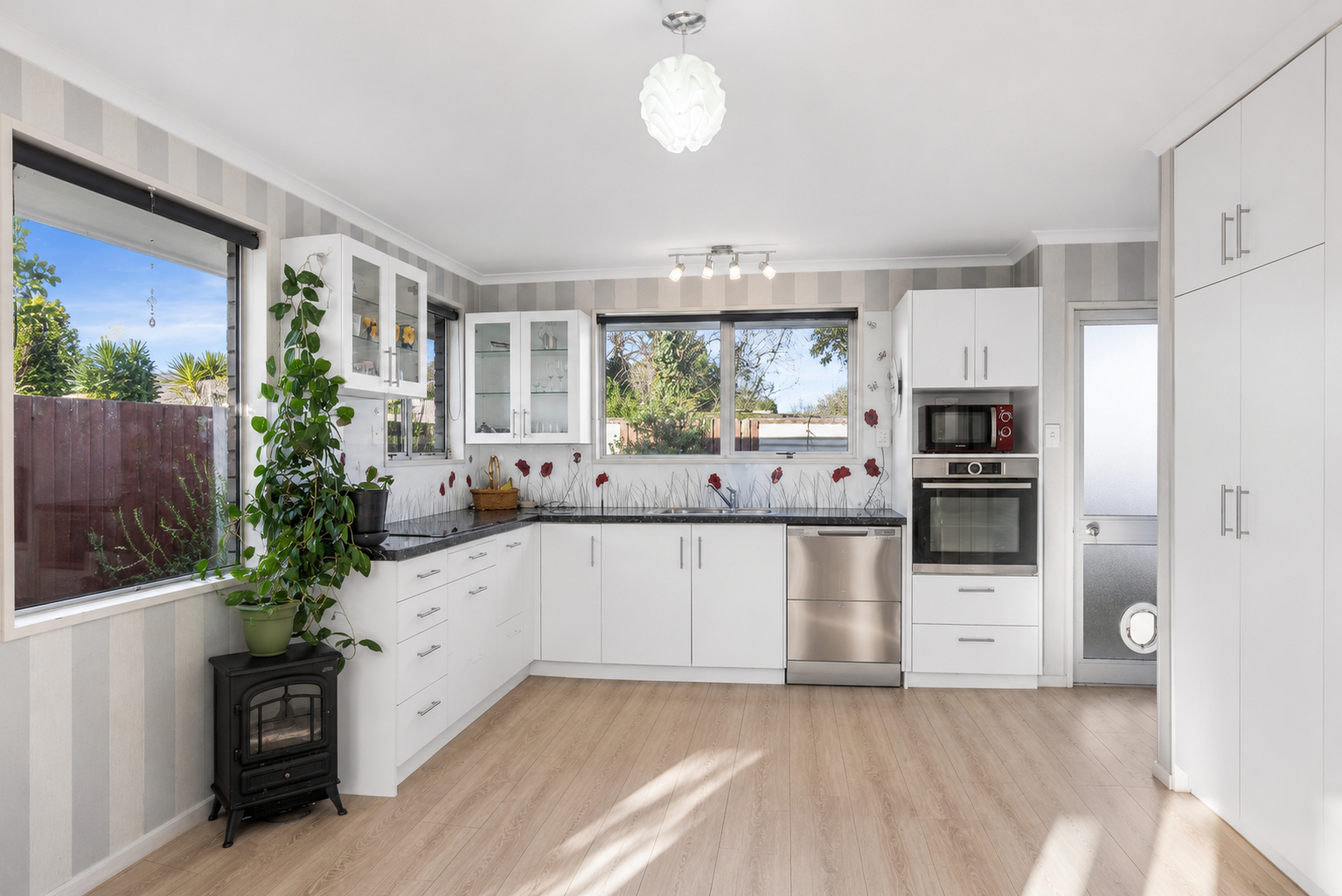 2/5A Purakanui Place, Northwood